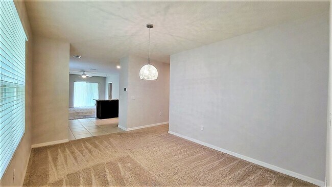 Foto del edificio - Carlton Lakes 3 bedroom/2 bath