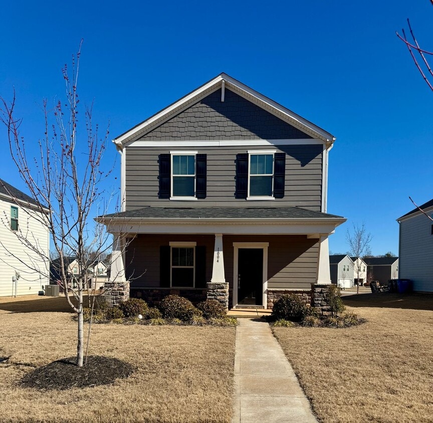 Primary Photo - Cozy, 3BR/2.5BA Home in Amberley