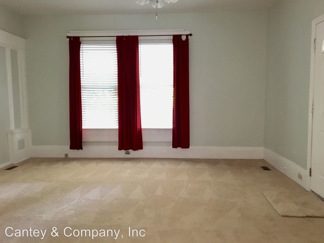 Building Photo - 2901-2903 Park St