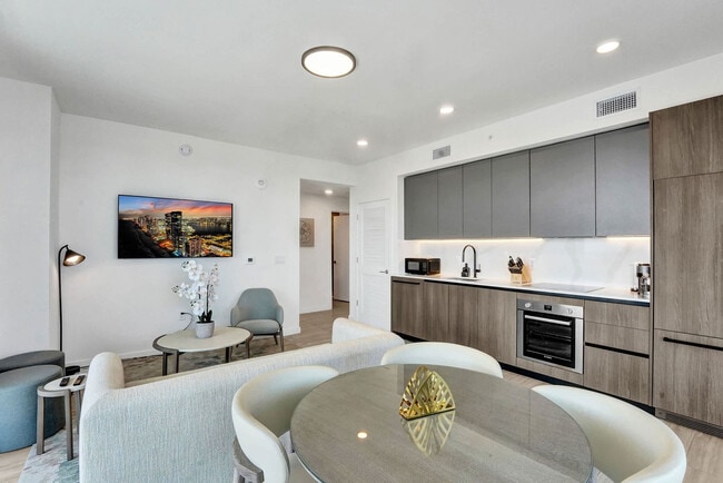 Foto del edificio - 580 72nd St