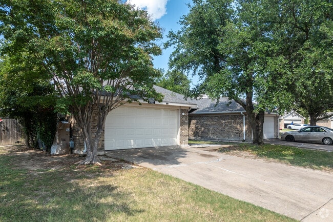Vista adicional del edificio - Garden Terrace I Duplexes