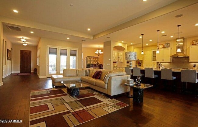 Building Photo - 5135 S Cupertino Dr