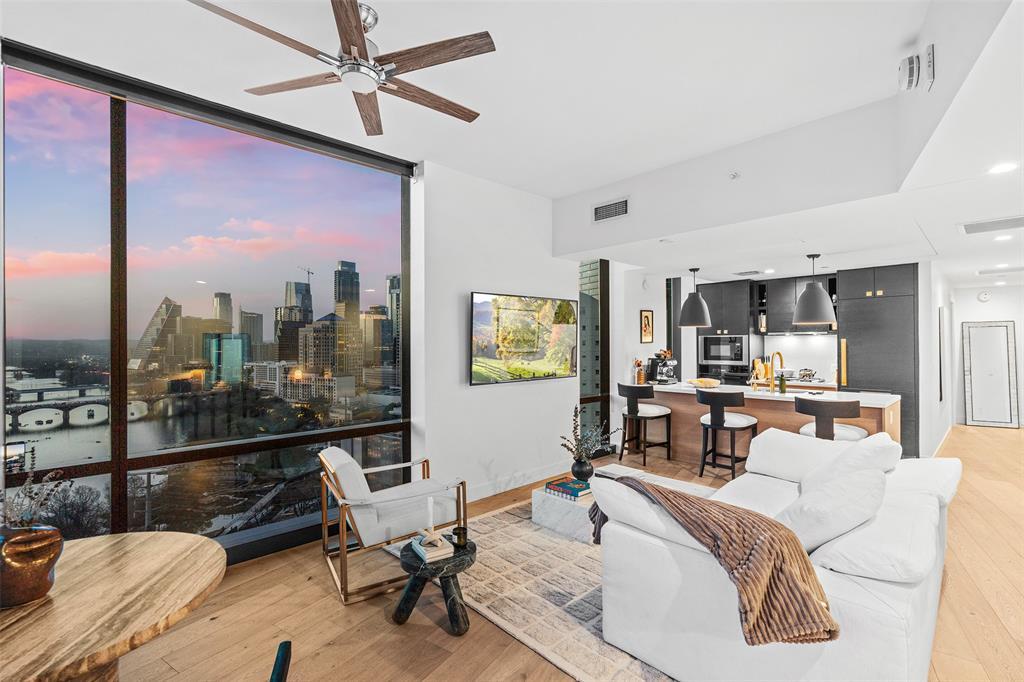 Foto principal - 70 Rainey St