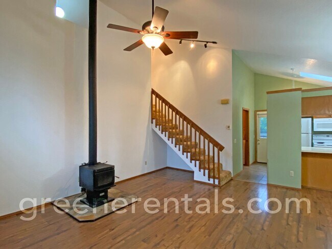 Foto del edificio - 1238 Irving St SW