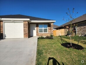 Building Photo - 546 Lost Trl