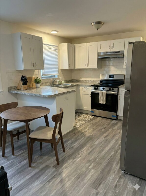 Photo - 7344 W Belmont Ave (Chicago, IL)