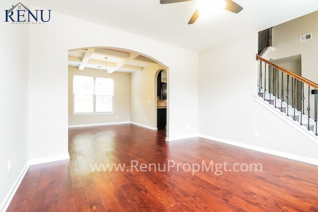 Foto del edificio - Now Available 4 Bedroom! 3 Bath!
