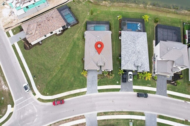 Foto del edificio - 13822 Pine Lodge Ln