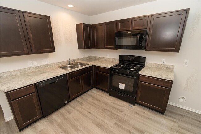 Building Photo - 4811 Sessile Trl