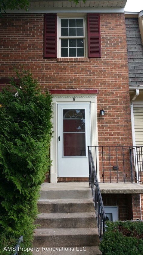 Foto principal - 8 Tallow Ct