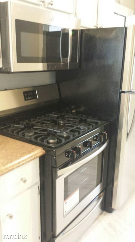 Foto del edificio - 2 br, 1 bath House - 0N378 Fanchon Street