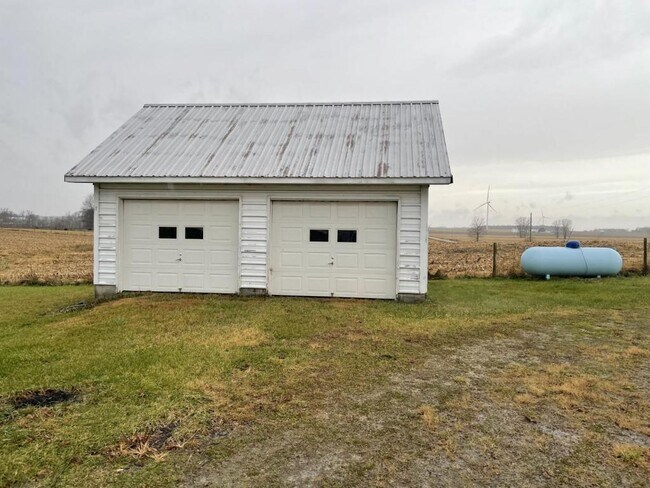 Building Photo - 10167 W 600 S, Modoc IN