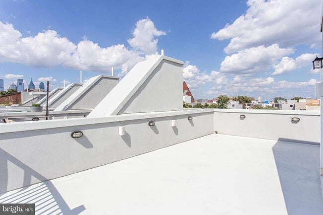 Roof top - 1333 S Cleveland St