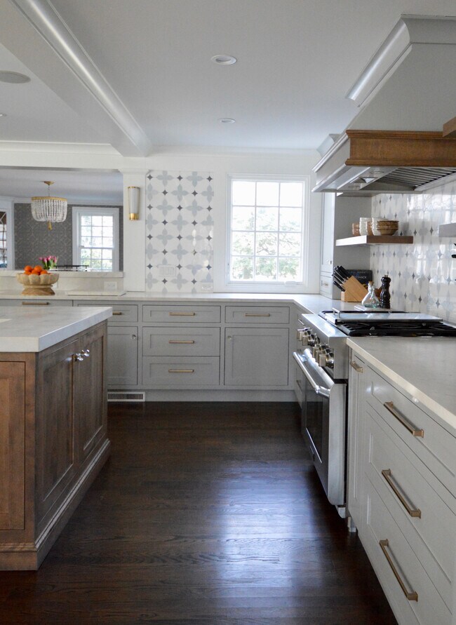 Building Photo - 142 Brookside Rd