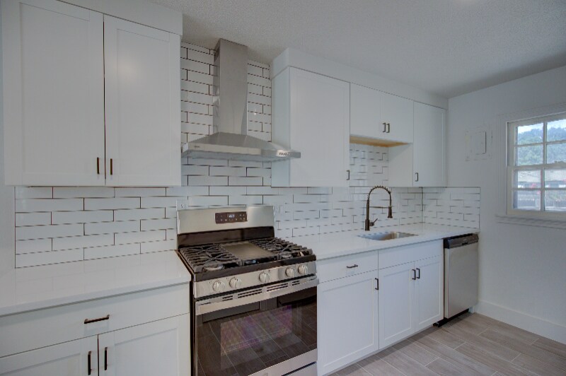 Foto principal - 1341 E 39th St