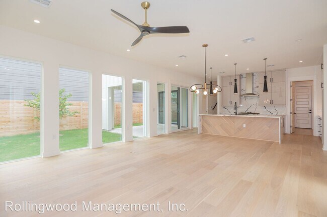 Building Photo - 4 br, 3.5 bath House - 1310 Ruth Ave #1