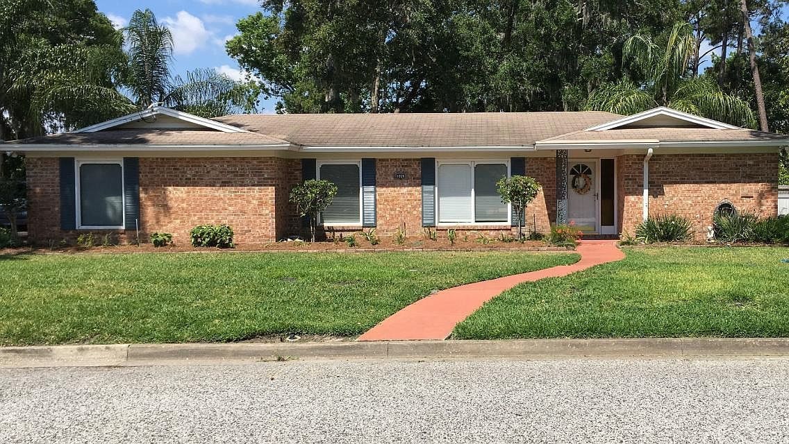 Orange Park House Rental in Orange Park, FL