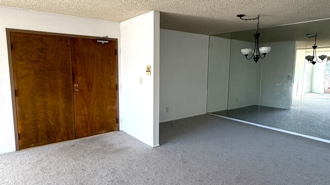 Foto del edificio - 2805 E 3rd St