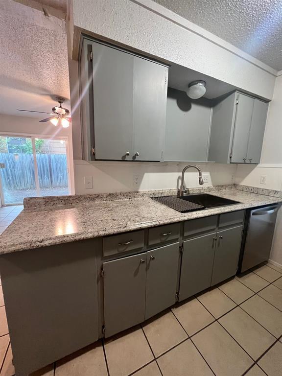 Foto del edificio - 5206 Peppertree Pkwy