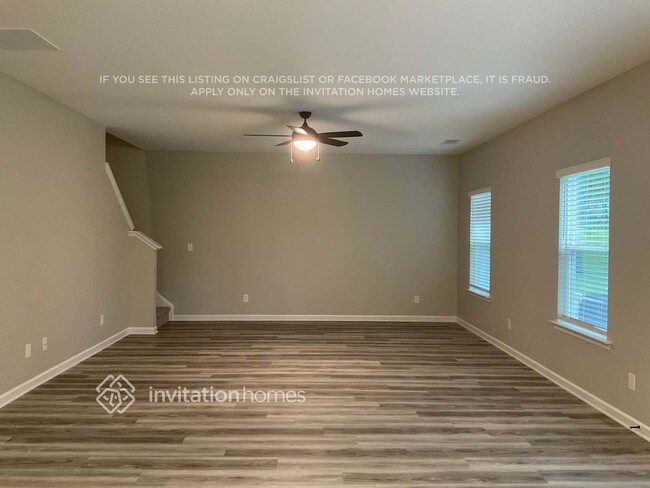 Building Photo - 3080 Azteca Wy