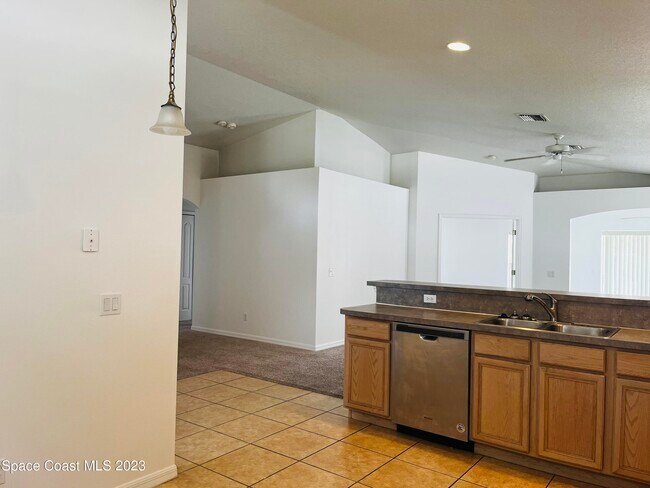 Foto del edificio - 838 Macon Dr