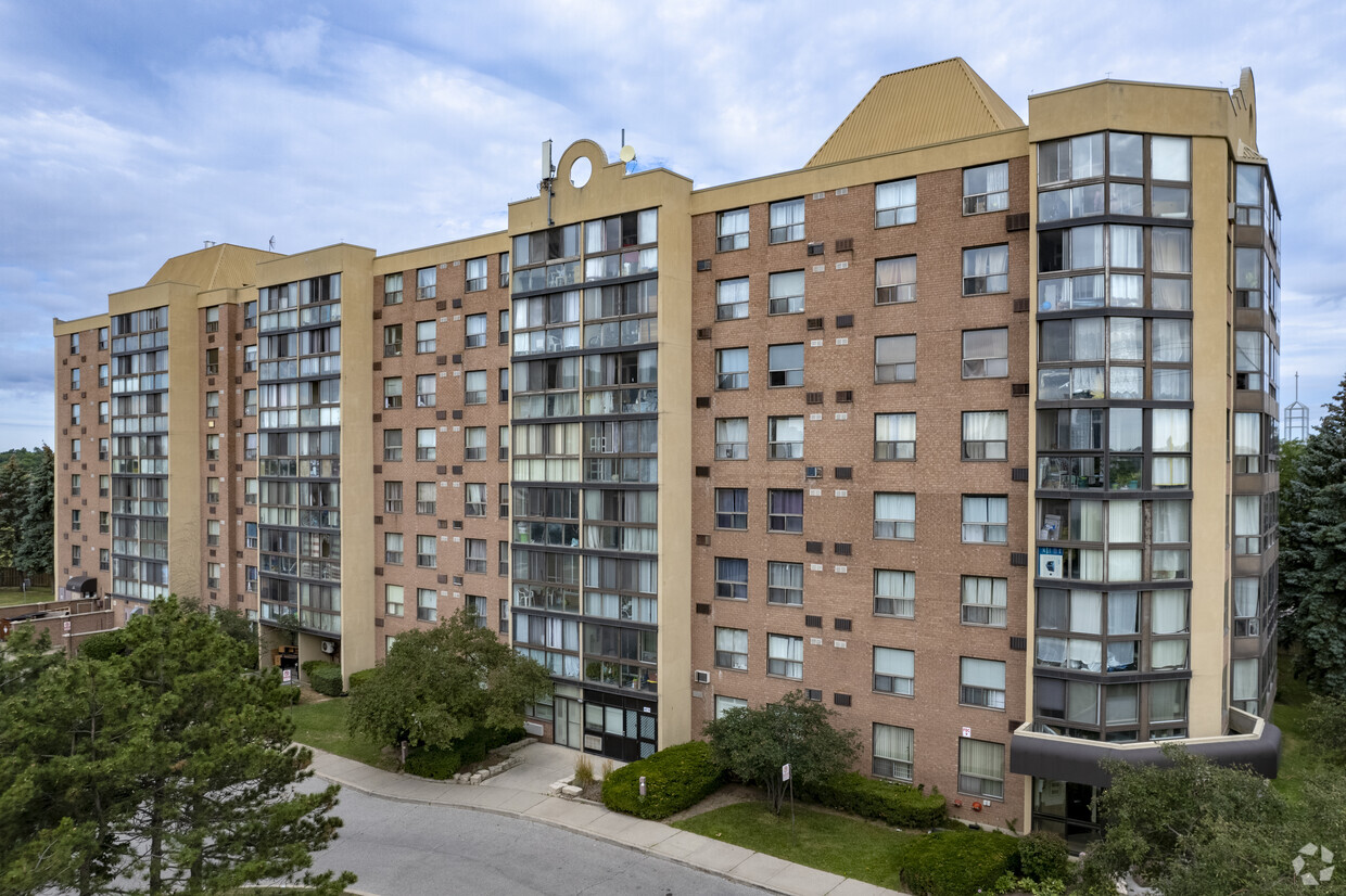 Primary Photo - Brittania Place
