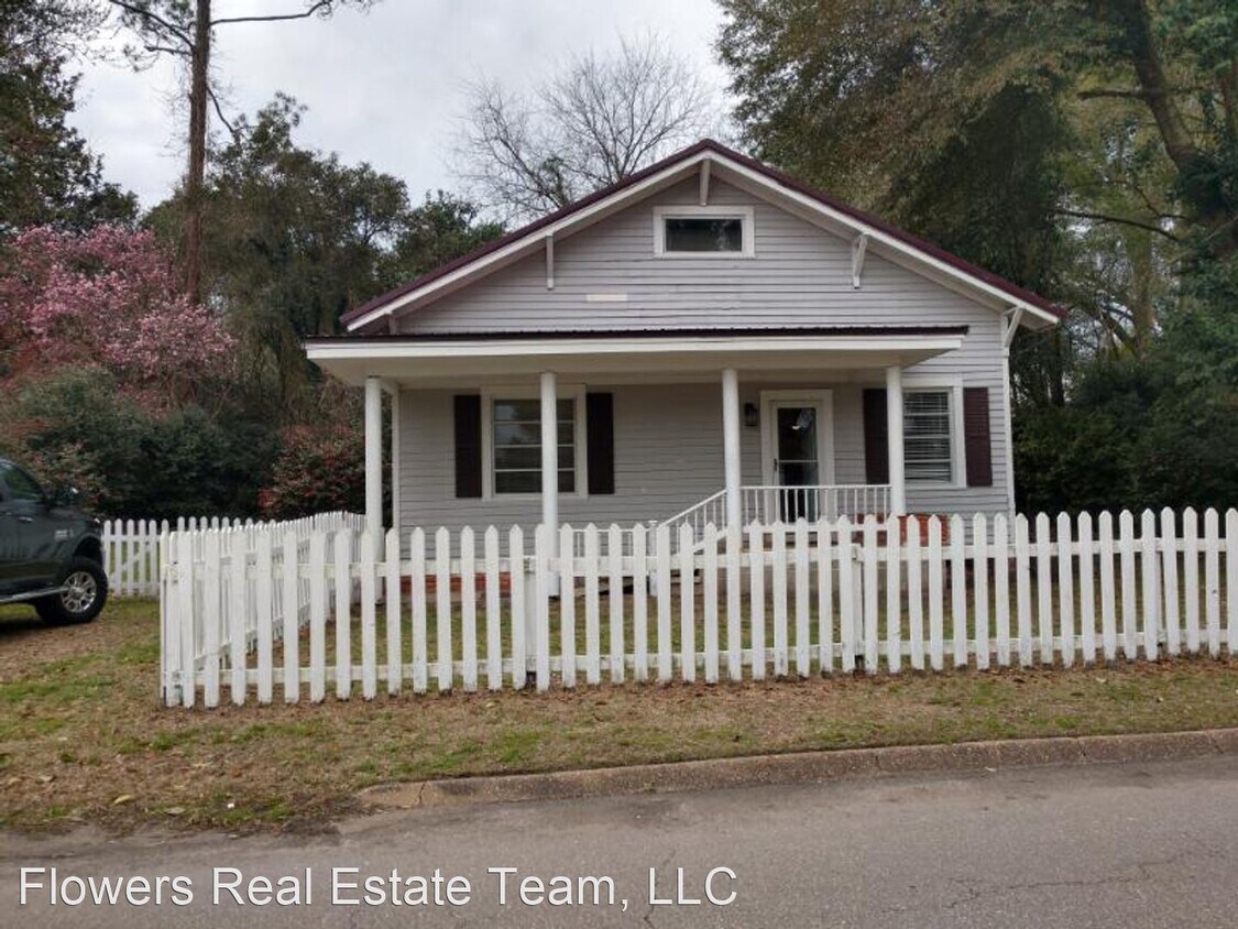 Primary Photo - 2 br, 1 bath House - 777 Montgomery St