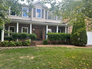 Building Photo - 1152 Olde Cameron Ln