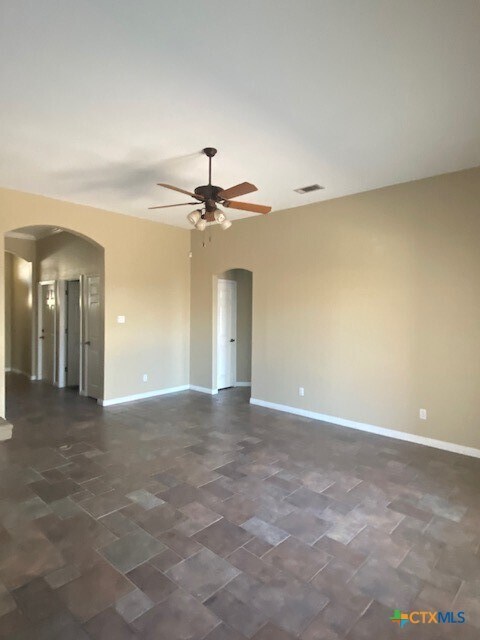 Building Photo - 3024 Green Mountain Dr