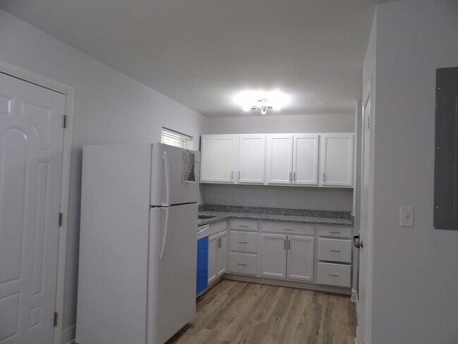 Foto del edificio - Kinston Apartments - Kinston, AL