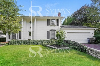 Building Photo - 3523 Watergrass Hill Dr