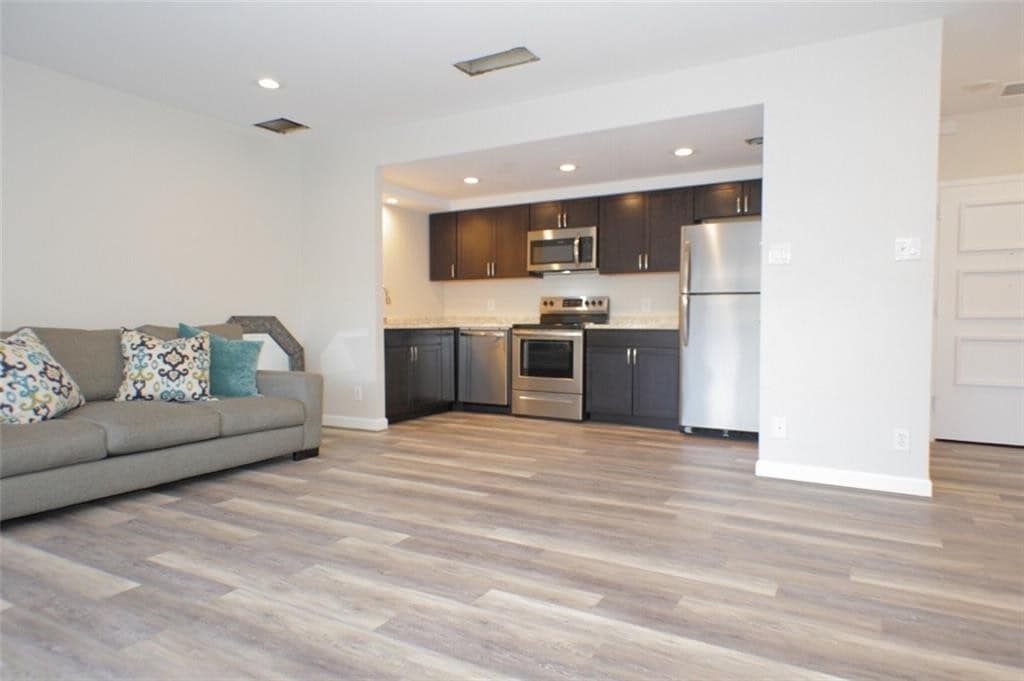 6211 W Northwest Hwy Unit G110, Dallas, TX 75225 Condo for Rent in