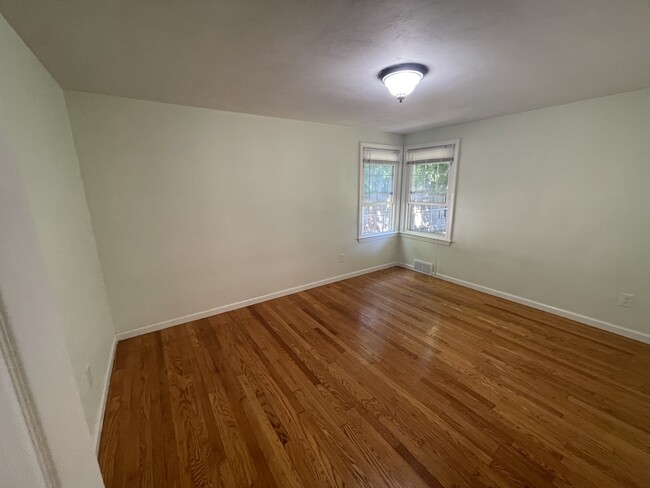 Foto del edificio - 1521 Parker St