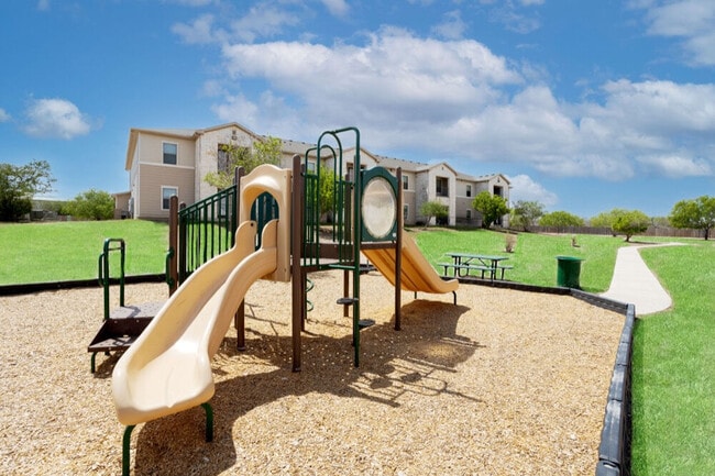 Building Photo - Live Oak Villas