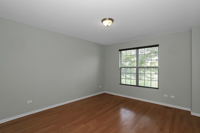 Sala de estar - 910 Neudearborn Ln