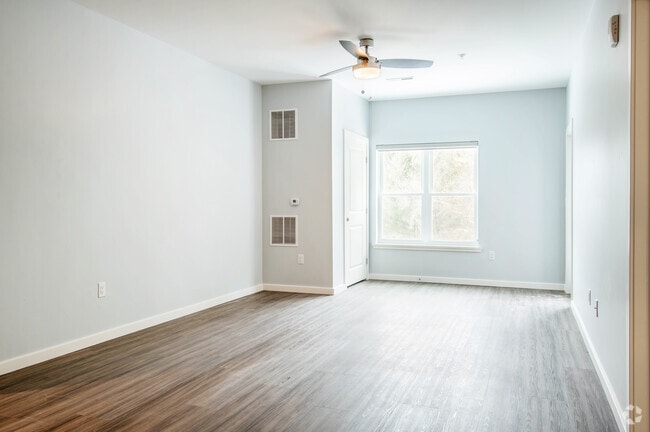 3HAB, 2BA - 1211SF - Stony Acres