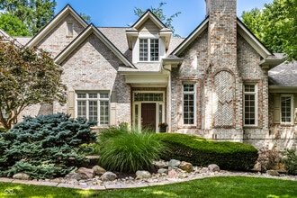 Building Photo - 4898 Waterstone Way