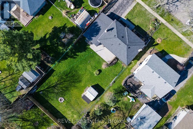 Photo du bâtiment - 8685 Roosevelt Ave