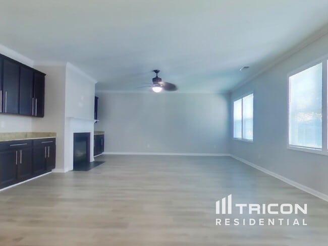 Building Photo - 1063 Palamino Ln