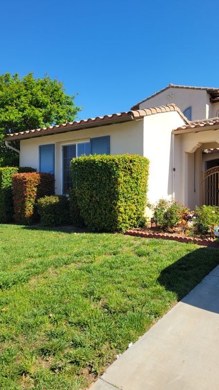 Building Photo - 21672 Front