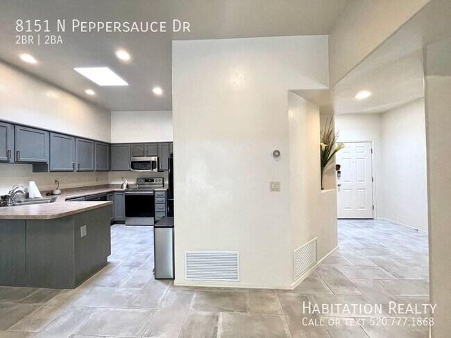 Foto del edificio - Elegant 2Bed/2Bath renovated home in Oro V...