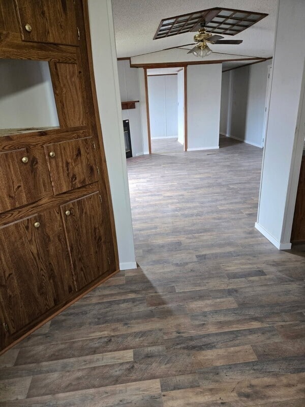 Building Photo - 508 S 7th St