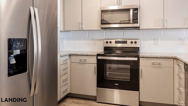 Foto del edificio - 185 Polaris Pointe