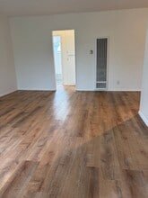 Building Photo - 534 Santa Clara Ave