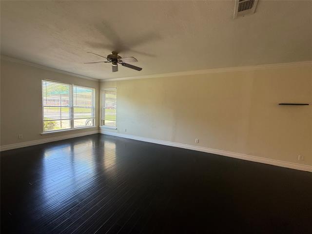 Foto del edificio - 1135 Park Center St