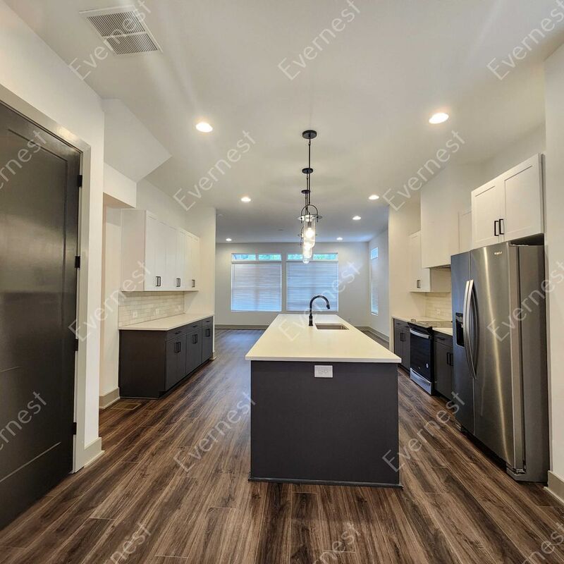 Primary Photo - 1250 Oxley Ln NW