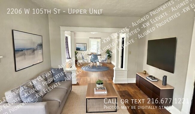 Building Photo - 2206 W 105th St