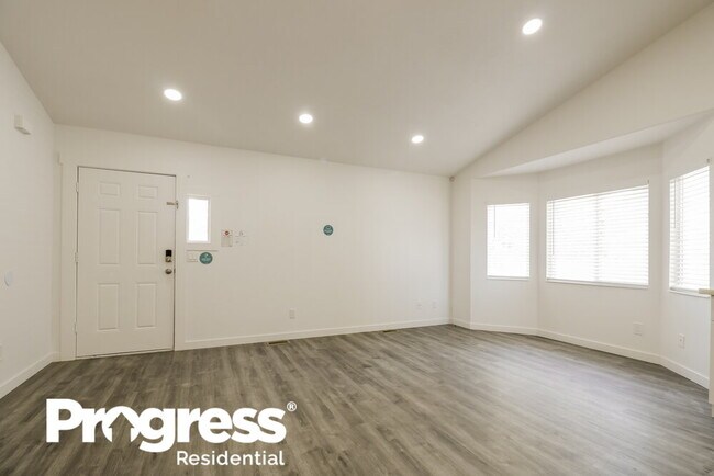 Foto del edificio - 2098 E Weeping Willow Way