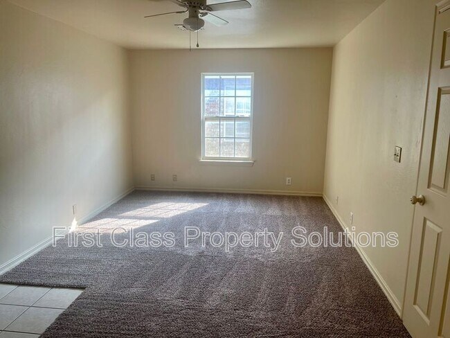 Foto del edificio - 1132 N Gardner Ave