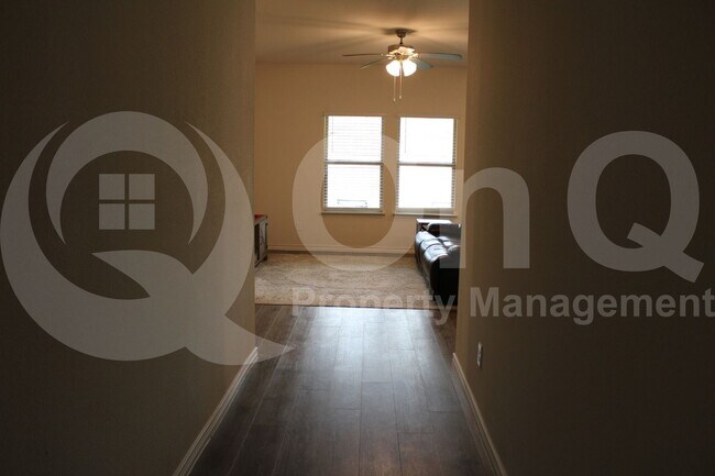 Foto del edificio - 1604 Silver Landing Trail